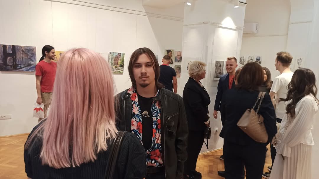 Galerija KC Šapca - izložba nagrađenih maturanata    [×]