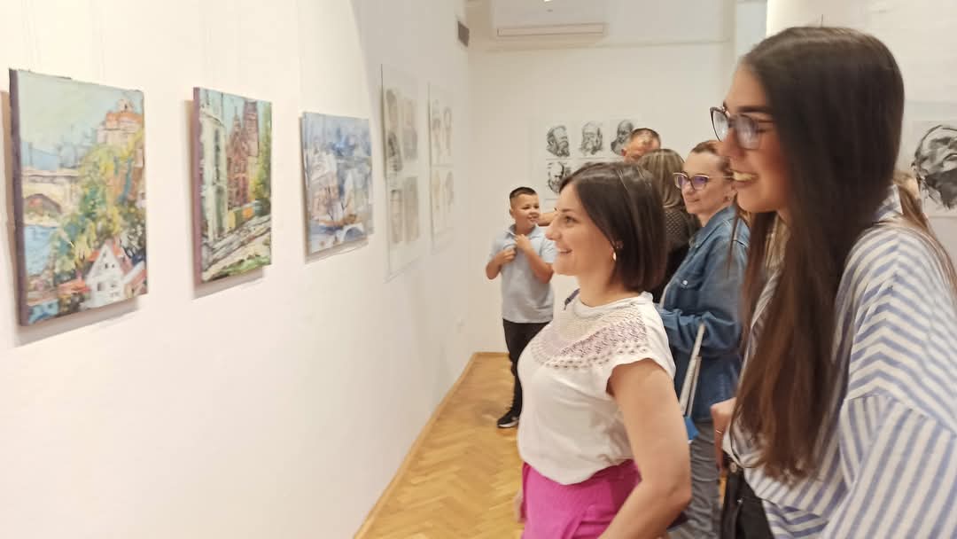 Galerija KC Šapca - izložba nagrađenih maturanata    [×]