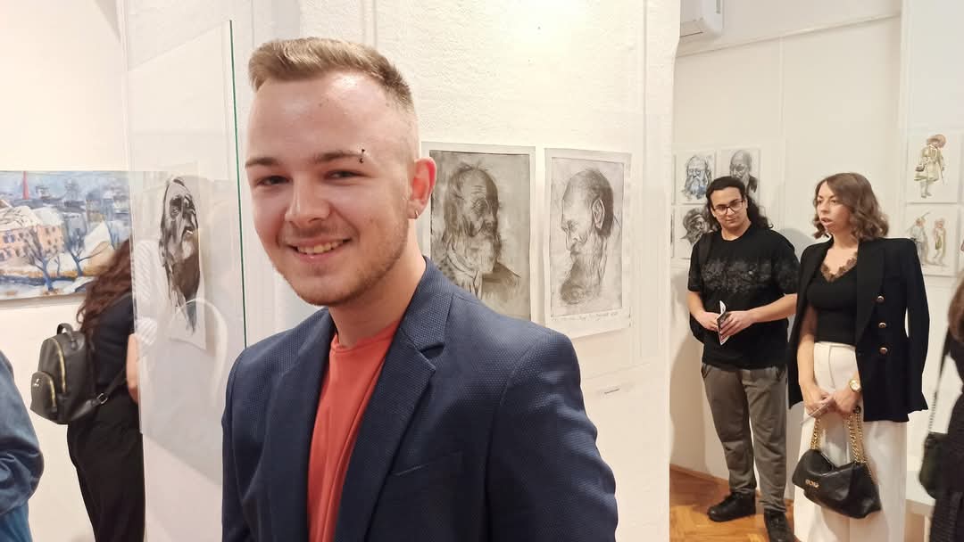 Galerija KC Šapca - izložba nagrađenih maturanata    [×]