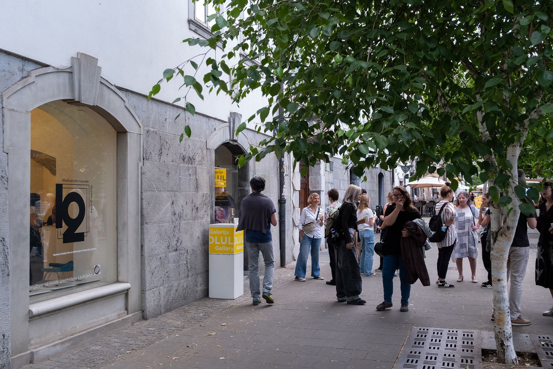 Ljubljana - Bijenale učeničke grafike    [×]